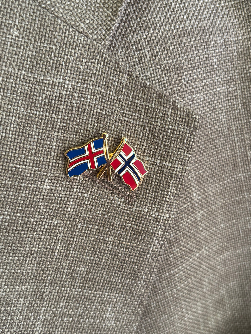 Pin - Norsk og islandsk flagg 🇳🇴 🇮🇸