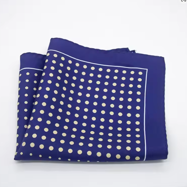 Pocket square - Blått med lyse prikker