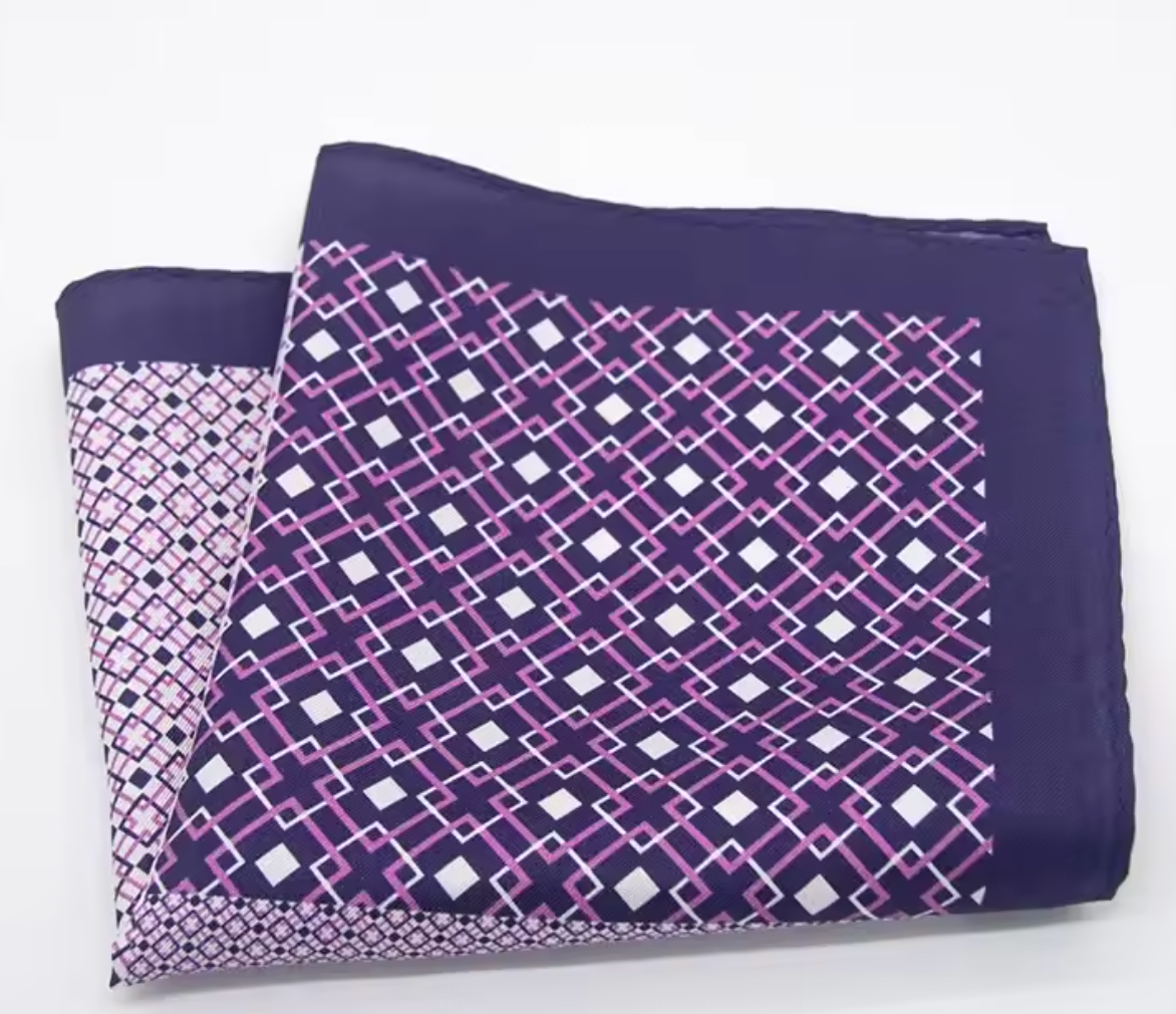 Pocket square - Rosa og lilla med geometriske figurer